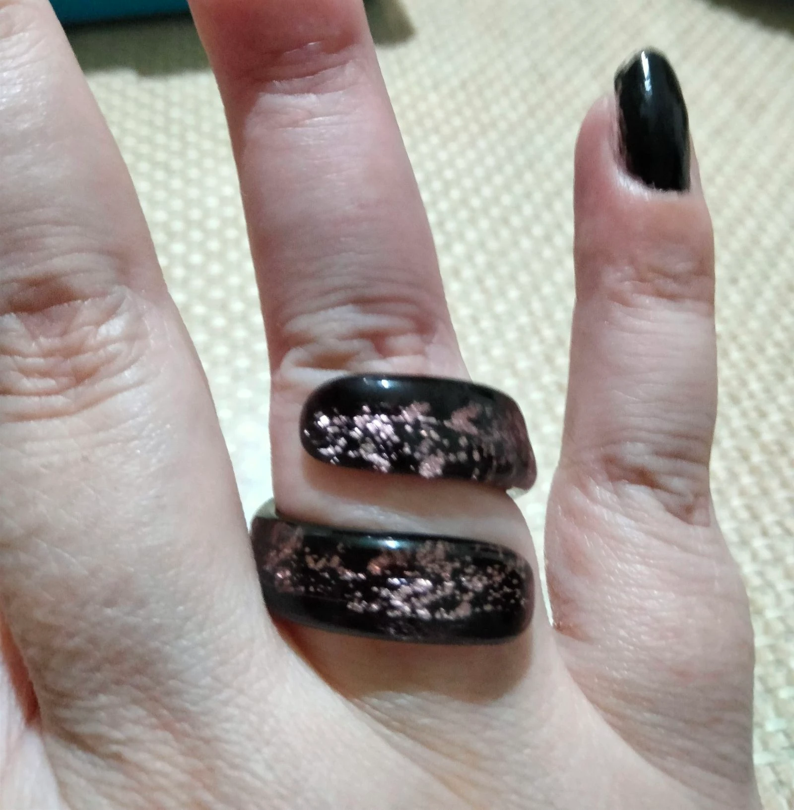 Anillo cristal Murano negro y rosa 